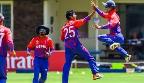 एसिया कप क्रिकेट : पाकिस्तानको सामना गर्दै नेपाल
